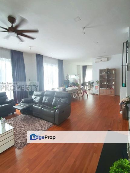 Lakefront Villa @ Cyberjaya, Spacious Zero Lot Bungalow, Face Lake, Selangor, Cyberjaya