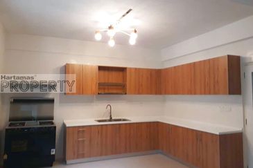 Bukit Pantai (Pantai Hill)