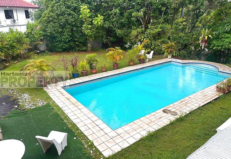 Bukit Pantai (Pantai Hill)