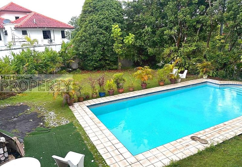 Bukit Pantai (Pantai Hill)