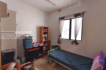 Bougainvilla Apartments