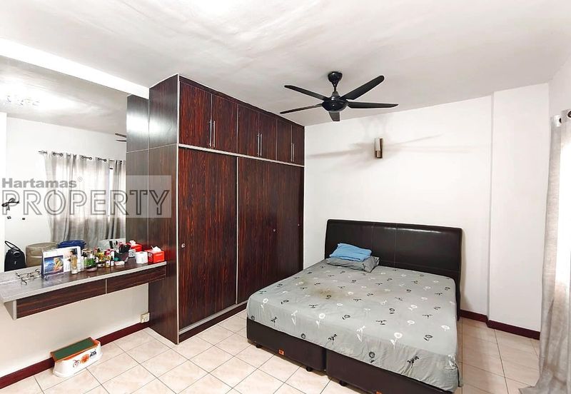 Bougainvilla Apartments