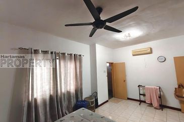 Bougainvilla Apartments