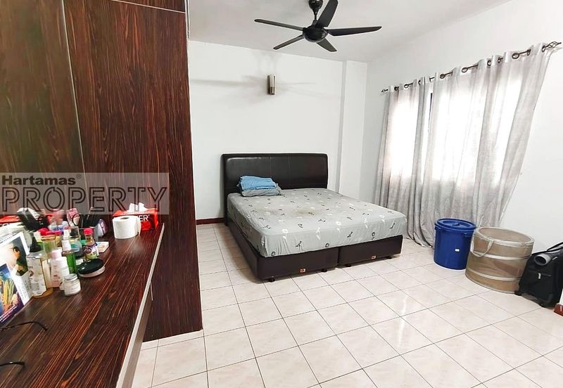 Bougainvilla Apartments