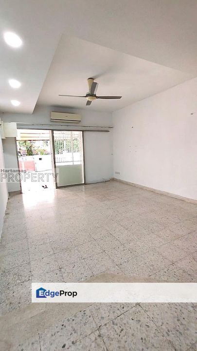 Freehold 2 story terrace house at Damansara Jaya open for sale, Selangor, Petaling Jaya