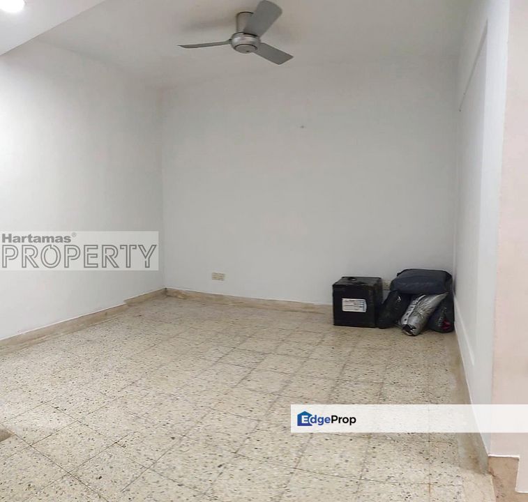 Freehold 2 story terrace house at Damansara Jaya open for sale, Selangor, Petaling Jaya