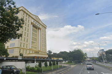Taipan Business Centre, USJ 10