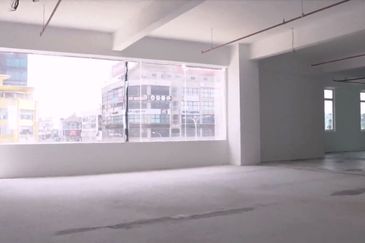 Taipan Business Centre, USJ 10