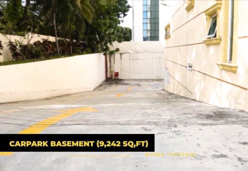 Taipan Business Centre, USJ 10