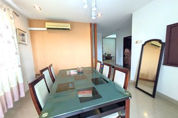 Awana seri mewah, Bukit mewah, Kajang, Duplicate townhouse Corner unit