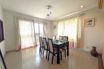 Awana seri mewah, Bukit mewah, Kajang, Duplicate townhouse Corner unit