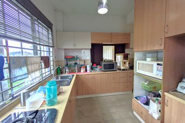 Awana seri mewah, Bukit mewah, Kajang, Duplicate townhouse Corner unit