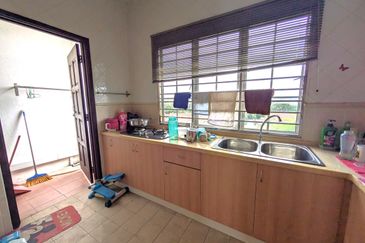 Awana seri mewah, Bukit mewah, Kajang, Duplicate townhouse Corner unit