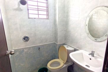 Awana seri mewah, Bukit mewah, Kajang, Duplicate townhouse Corner unit