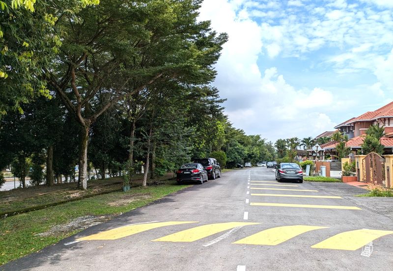 Jalan Bandar Kinrara 6B/4