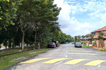 Jalan Bandar Kinrara 6B/4