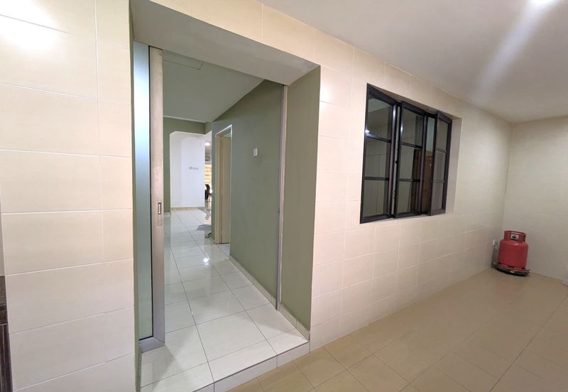 Jalan Bandar Kinrara 6B/4