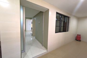 Jalan Bandar Kinrara 6B/4