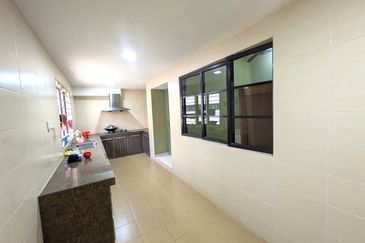 Jalan Bandar Kinrara 6B/4