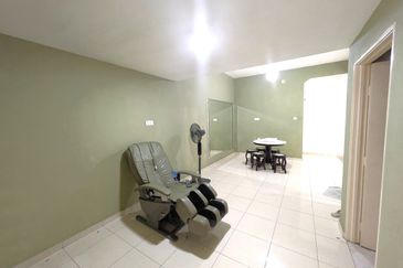 Jalan Bandar Kinrara 6B/4