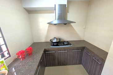 Jalan Bandar Kinrara 6B/4