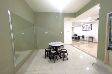 Jalan Bandar Kinrara 6B/4