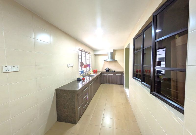 Jalan Bandar Kinrara 6B/4