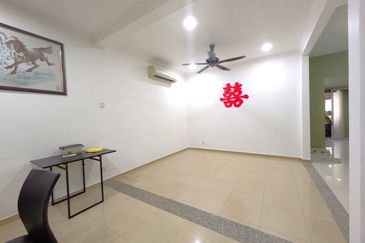Jalan Bandar Kinrara 6B/4