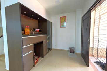 Jalan Bandar Kinrara 6B/4