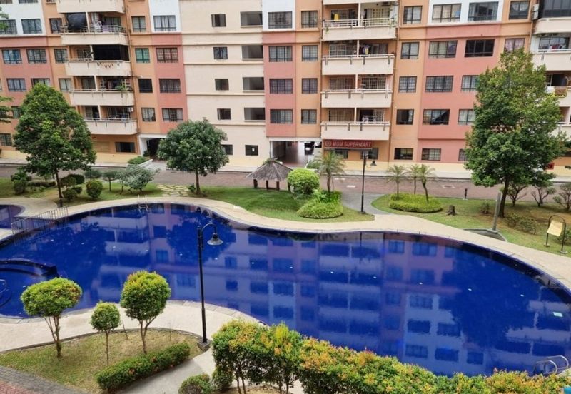 Vista Millennium Condominiums