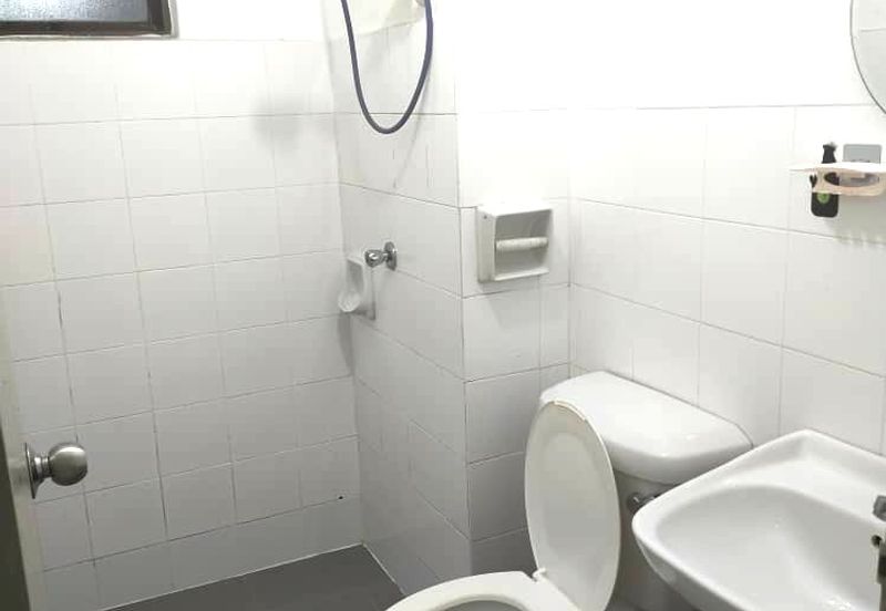 Vista Millennium Condominiums