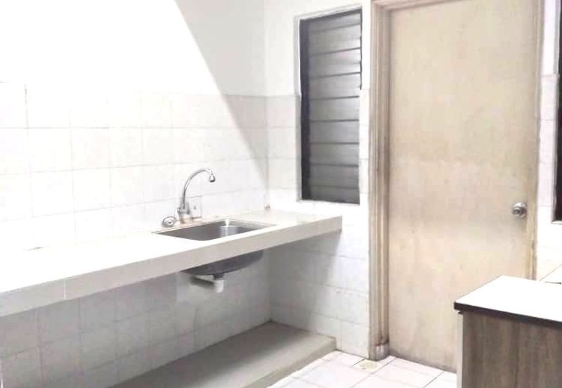 Vista Millennium Condominiums