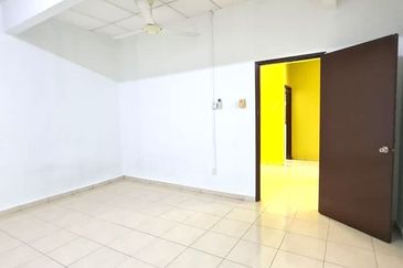 Taman Saujana Puchong