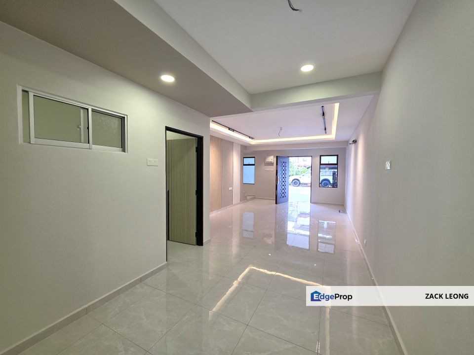 Facing open | Huge balcony ✅ Newly Modren 2Storey Tmn Puchong Utama 10, Selangor, Puchong