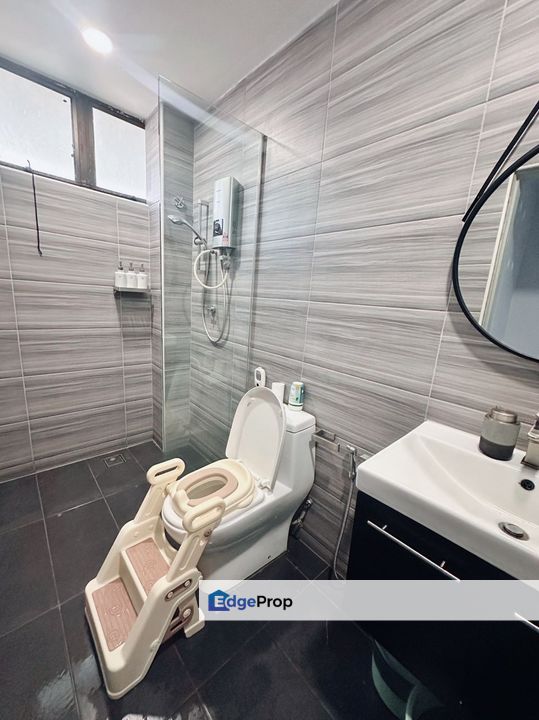 Corner Huge Bungalow 11 Badrooms / 7 Bathroom Tiara titiwangsa, Kuala Lumpur, Setapak