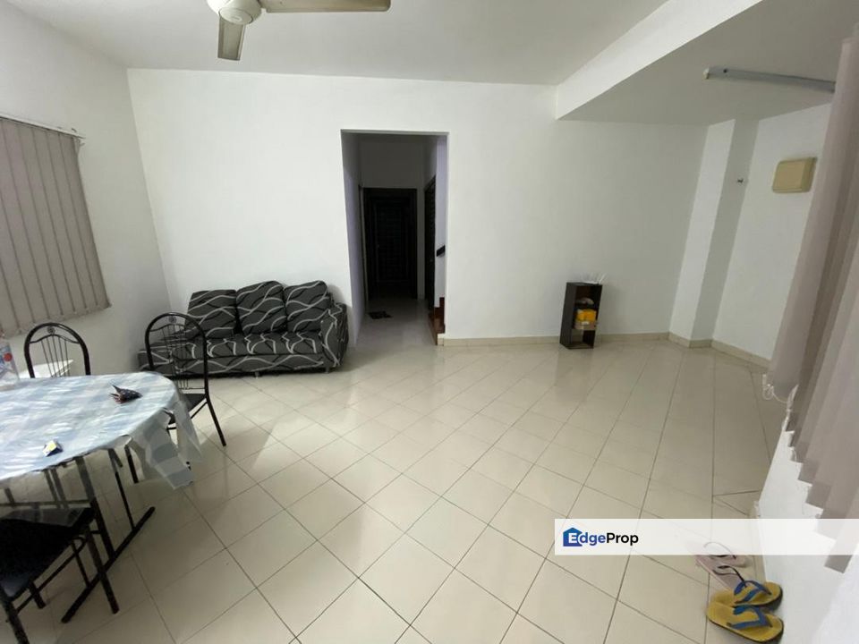 32' x 60' Extra-Wide End Lot Double Storey Terrace Gated & Guarded, Selangor, Puchong