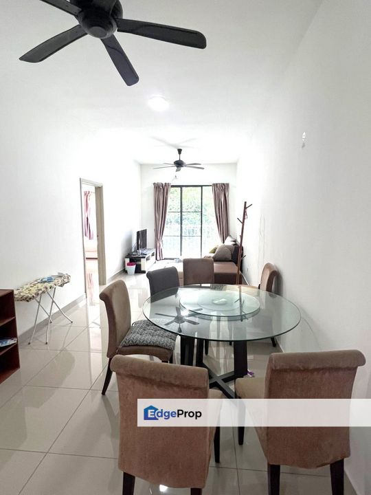 Suterapines Condominium, Kajang, Selangor, Bandar Sungai Long