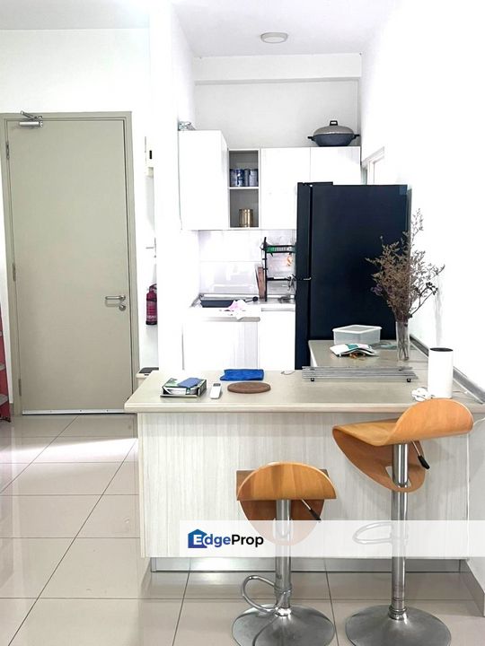 Suterapines Condominium, Kajang, Selangor, Bandar Sungai Long