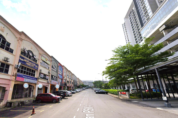 Pusat Perdagangan Seri Kembangan