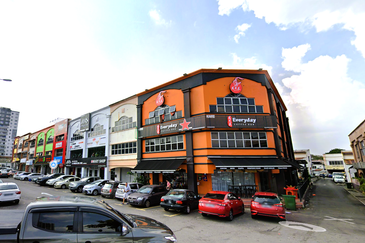 Pusat Perdagangan Seri Kembangan