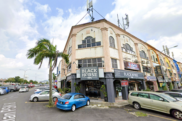 Pusat Perdagangan Seri Kembangan