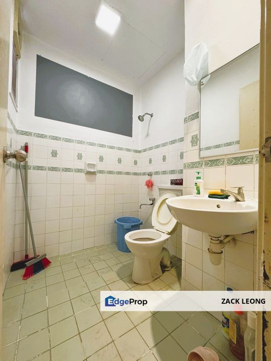 22 x 75 Renovated & extended kitchen Bandar Kinrara 5 double storey, Selangor, Bandar Kinrara Puchong