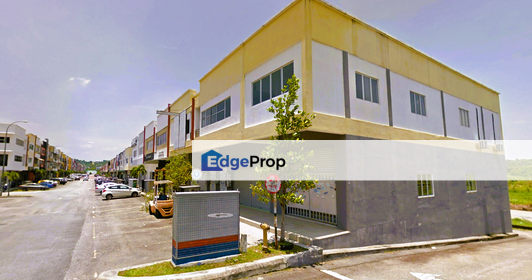 Corner unit with Land 2.5 storey high visibility of the location Puchong Gateway , Selangor, Puchong