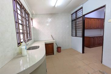 Taman Saujana Puchong