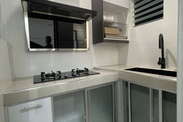 PR1MA Lakefront Homes