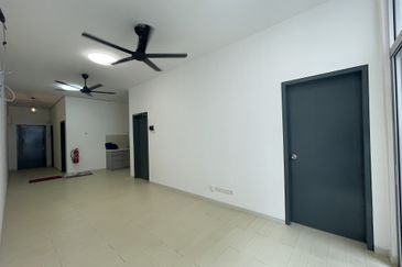 PR1MA Lakefront Homes