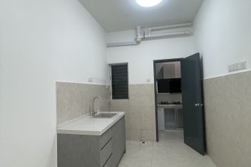 PR1MA Lakefront Homes