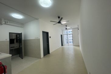 PR1MA Lakefront Homes