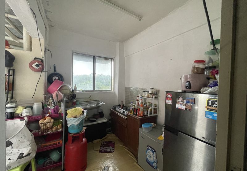 Kondo Rakyat (Desa Pantai Flat)