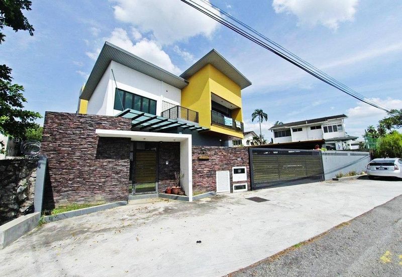 Taman Sri Hijau ( New Green Park )